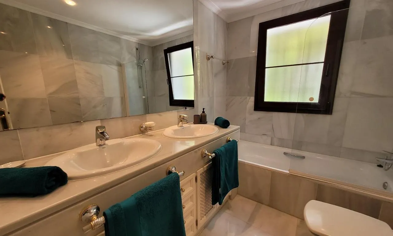 Bed & Breakfast Beach And Golf Resort La Perla Miguel Adults Only Marbella